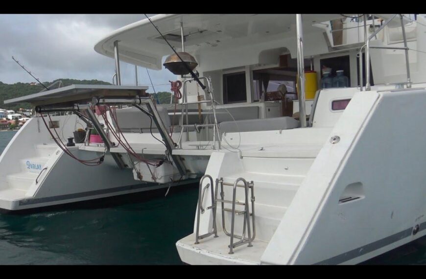 Tour of our hurricane damaged 2012 Lagoon 450 – Episode 4